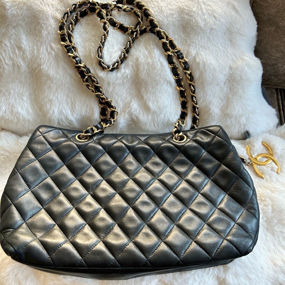 Vintage Chanel 24k Gold Zip Tote - Picture 4 of 15